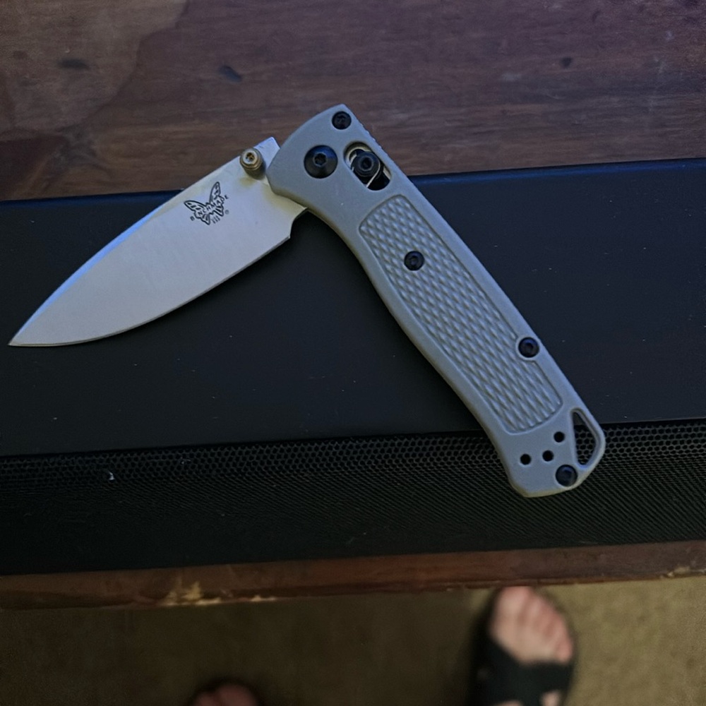 Benchmade mini Bugout
